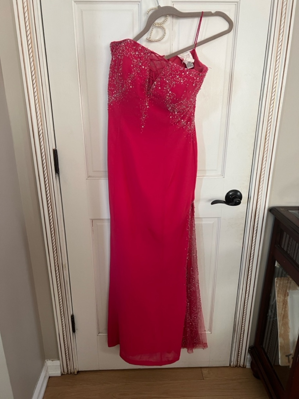 HOT PINK STRAPLESS GOWN